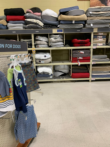 Pet Supply Store «PetSmart», reviews and photos, 5890 Trussville Crossings Pkwy, Birmingham, AL 35235, USA
