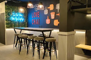 Chaiholic - best cafe in new colony image