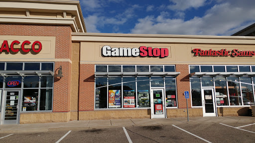 GameStop, 717 Apollo Dr Suite 120, Lino Lakes, MN 55014, USA, 
