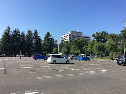 福島県庁 外来有料駐車場
