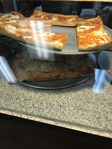 Pizza Restaurant «Pizza Corner», reviews and photos, 2799 NY-112, Medford, NY 11763, USA