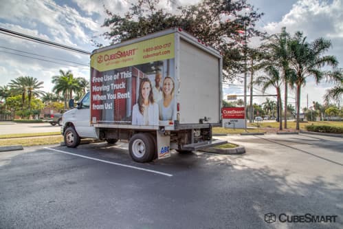 Self-Storage Facility «CubeSmart Self Storage», reviews and photos, 10755 Pembroke Rd, Pembroke Pines, FL 33025, USA