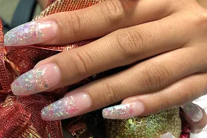 VT Nails Spa image