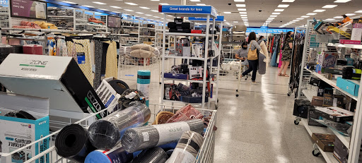 Clothing Store «Ross Dress for Less», reviews and photos, 1700 Lake Woodlands Dr, The Woodlands, TX 77380, USA