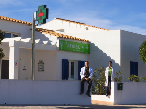 Información y opiniones sobre Farmacia Anunciata Guitart de Es Caló