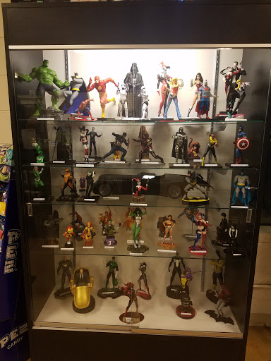 Comic Book Store «Comix Revolution», reviews and photos, 115 W Central Rd, Mt Prospect, IL 60056, USA