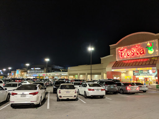 Shops At 3 Corners, 8110 Kirby Dr, Houston, TX 77054, USA, 