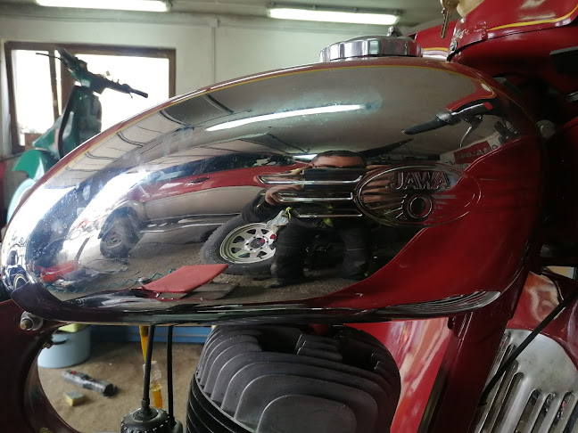 MotoGrow Szerviz - Motorkerékpár-üzlet