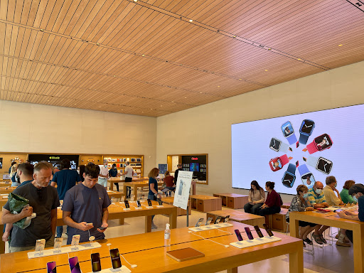 Computer Store «Apple Waterside Shops», reviews and photos, 5555 Tamiami Trail N, Naples, FL 34108, USA