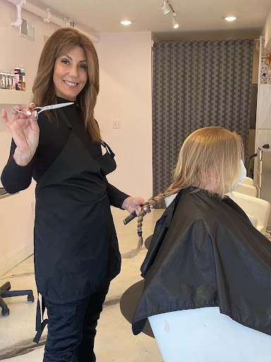 Hair Salon «Evolve Hair Design Inc.», reviews and photos, 165 Pleasant St #9, Marblehead, MA 01945, USA