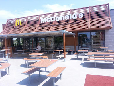 McDonald's à FONTENAY LE COMTE