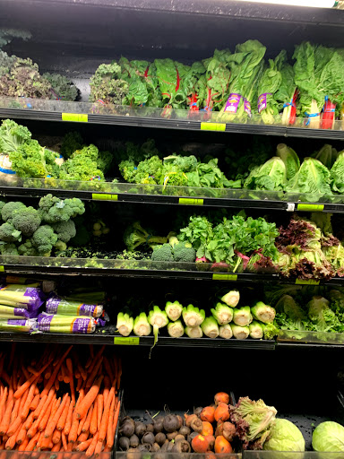 Grocery Store «Whole Foods Market», reviews and photos, 801 E Lamar Blvd, Arlington, TX 76011, USA