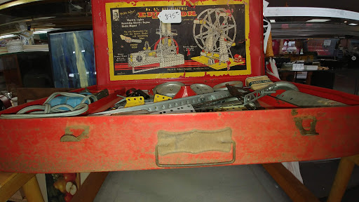 Non-Profit Organization «Youth Alternatives Thrift Shop», reviews and photos, 3103 West Ave, San Antonio, TX 78213, USA