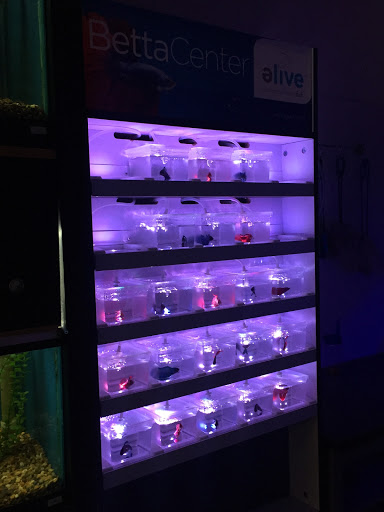 Pet Supply Store «Pet Loft», reviews and photos, 6333 SW Macadam Ave #104, Portland, OR 97239, USA