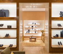 Louis Vuitton Mexico El Palacio de Hierro Polanco photo