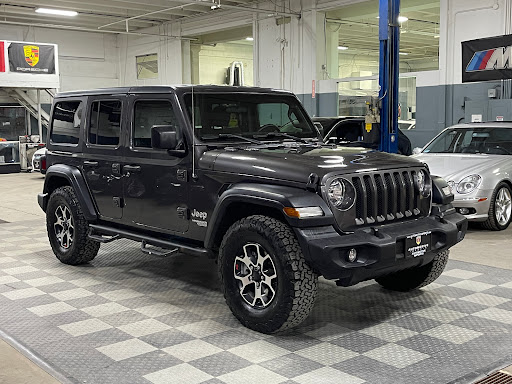 Car Dealer «Automotive Imports Sales & Service», reviews and photos, 1207 S Platte River Dr a, Denver, CO 80223, USA