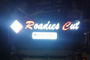 Roadies Cut unisex saloon in mathura image