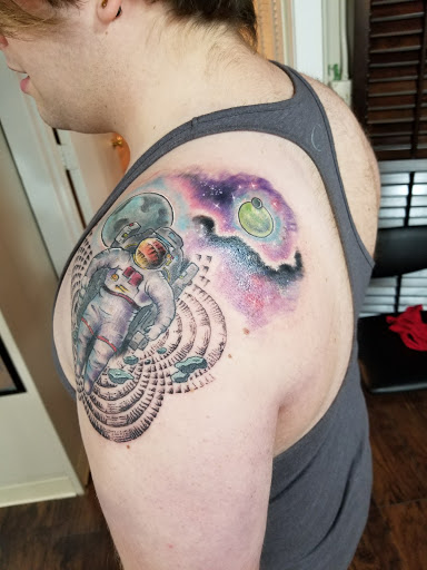 Tattoo Shop «The Jade Mermaid Tattoo Parlor», reviews and photos, 1541 W Burnside St, Portland, OR 97209, USA