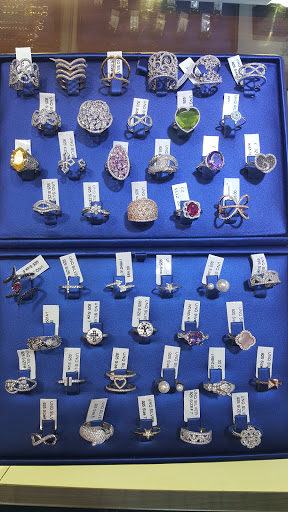 Jeweler «Glamorous Jewelers», reviews and photos, 236 Mamaroneck Ave, Mamaroneck, NY 10543, USA