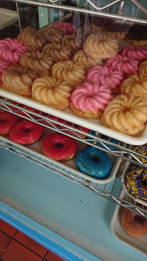 Donut Shop «Heavenly Donuts», reviews and photos, 1915 N Lombard St, Portland, OR 97217, USA