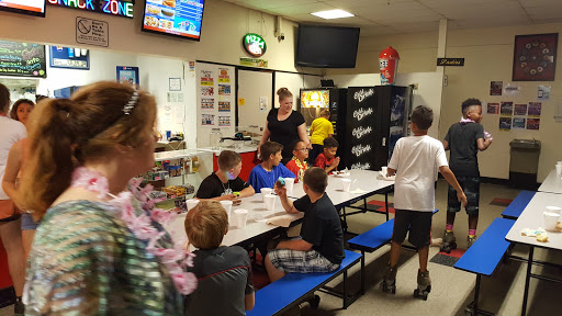 Roller Skating Rink «Aurora Skate Center», reviews and photos, 34W113 Montgomery Rd, Aurora, IL 60504, USA