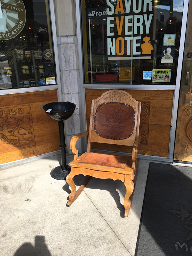 Cigar Shop «Corona Cigar Company & Montecristo Lounge», reviews and photos, 1130 Townpark Ave, Lake Mary, FL 32746, USA