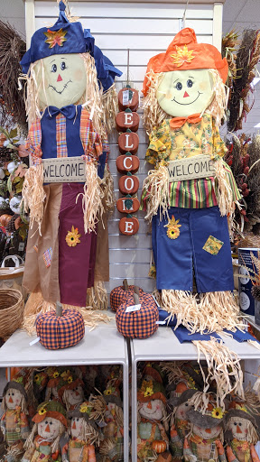 Home Goods Store «Christmas Tree Shops», reviews and photos, 955 E Lancaster Ave, Downingtown, PA 19335, USA