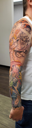 Tattoo Shop «Red 5 Tattoo», reviews and photos, 829 Lynnhaven Pkwy #121, Virginia Beach, VA 23452, USA