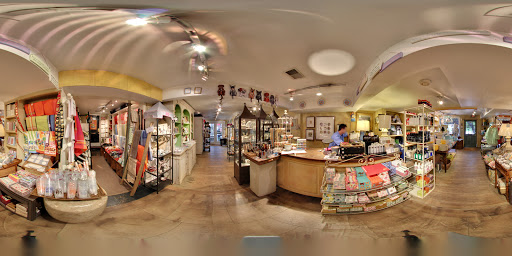 Gift Shop «A Mano, Inc.», reviews and photos, 1677 Wisconsin Ave NW, Washington, DC 20007, USA