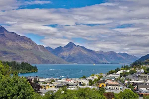 Queenstown House Boutique B&B image