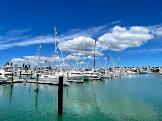 Royal New Zealand Yacht Squadron