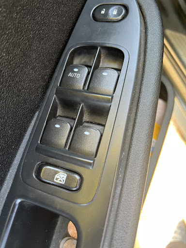 Tire Shop «Goodyear Tire Plus», reviews and photos, 1806 S Wabash Ave, Chicago, IL 60616, USA