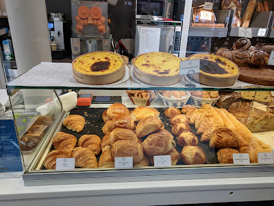 Ernest & Valentin à Paris