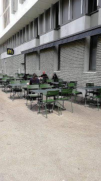 Atmosphère du Restaurant de hamburgers McDonald's à Nice - n°5