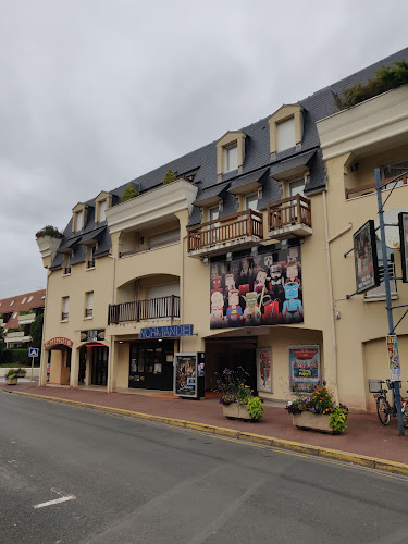 attractions Cinéma Le Normandie Cabourg