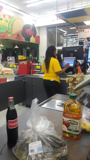 Grocery Store «Fiesta Mart», reviews and photos, 611 W Jefferson Blvd, Dallas, TX 75208, USA