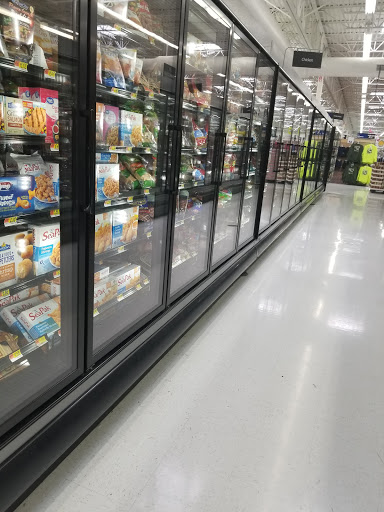 Department Store «Walmart Supercenter», reviews and photos, 814 W Bell Ave, Knoxville, IA 50138, USA