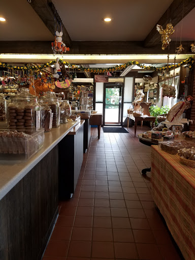 Ice Cream Shop «Antoinette Sweets Inc», reviews and photos, 5981 Transit Rd, Depew, NY 14043, USA