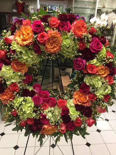 Shopping Mall «Village Centre», reviews and photos, 776 Walker Rd, Great Falls, VA 22066, USA