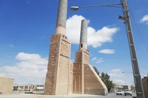 Nezamiyeh minarets image