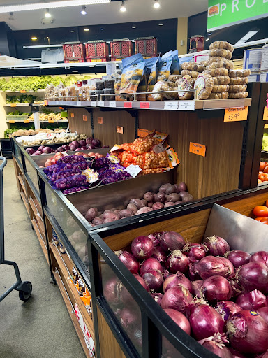 Indian Grocery Store «India Supermarket», reviews and photos, 14625 NE 20th St, Bellevue, WA 98007, USA