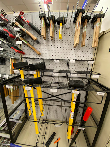 Hardware Store «Harbor Freight Tools», reviews and photos, 2950 NE Hogan Dr, Gresham, OR 97030, USA