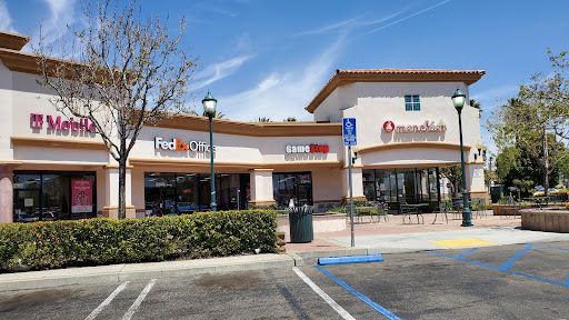 GameStop, 2204 S Bradley Rd, Santa Maria, CA 93455, USA, 