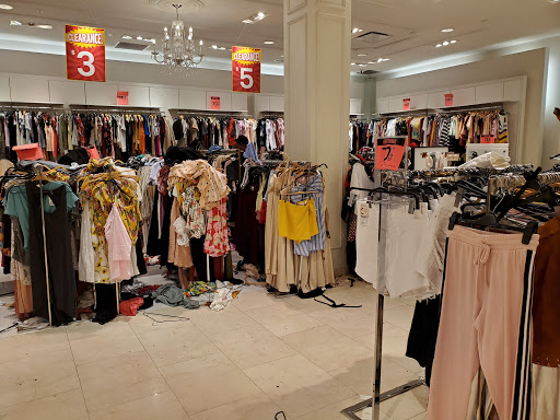 Clothing Store «Forever 21», reviews and photos, 300 Monticello Ave #255, Norfolk, VA 23510, USA