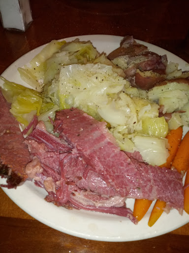 American Restaurant «Club Car», reviews and photos, 13435 University Ave #200, Clive, IA 50325, USA