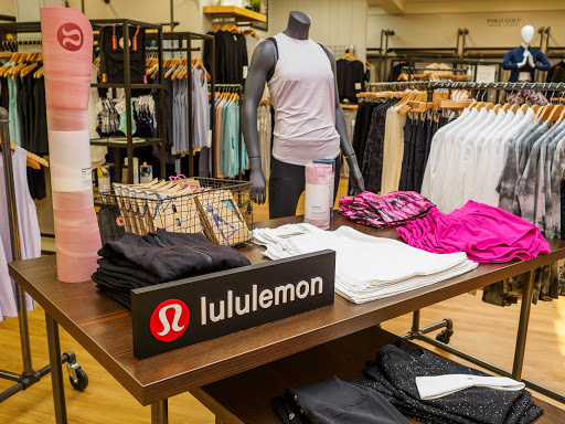 Sporting Goods Store «Darien Sport Shop», reviews and photos, 1127 Post Rd, Darien, CT 06820, USA