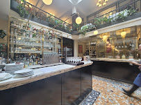 Atmosphère du Restaurant français Le Café du Commerce à Paris - n°19