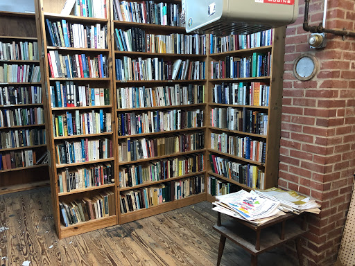 Used Book Store «Books Do Furnish a Room», reviews and photos, 1809 W Markham Ave, Durham, NC 27705, USA