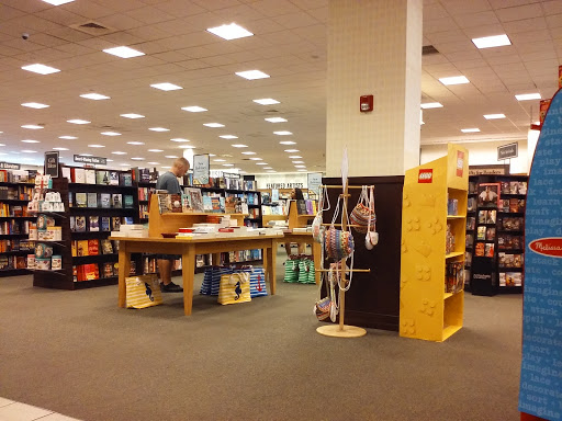 Barnes & Noble stores Virginia Beach