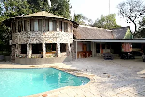 Gwabi River Lodge image